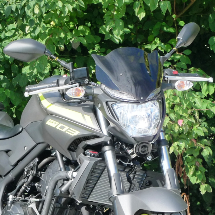 Saute vent YAMAHA 300 MT-03 2016/2018 