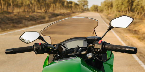 Bulle moto : comment la réparer ?